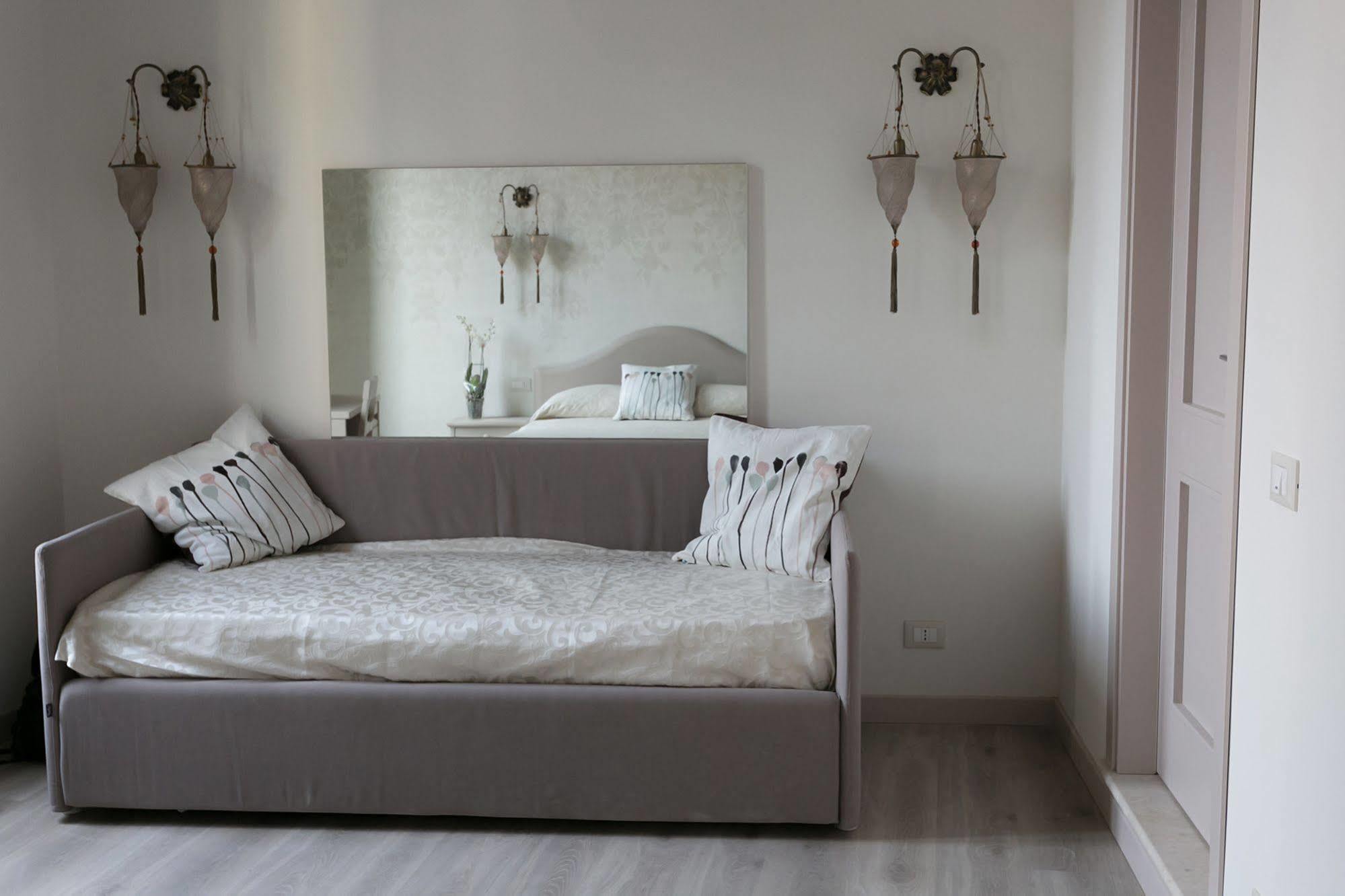 Bed and breakfast Ca' Dell'angelo 2*